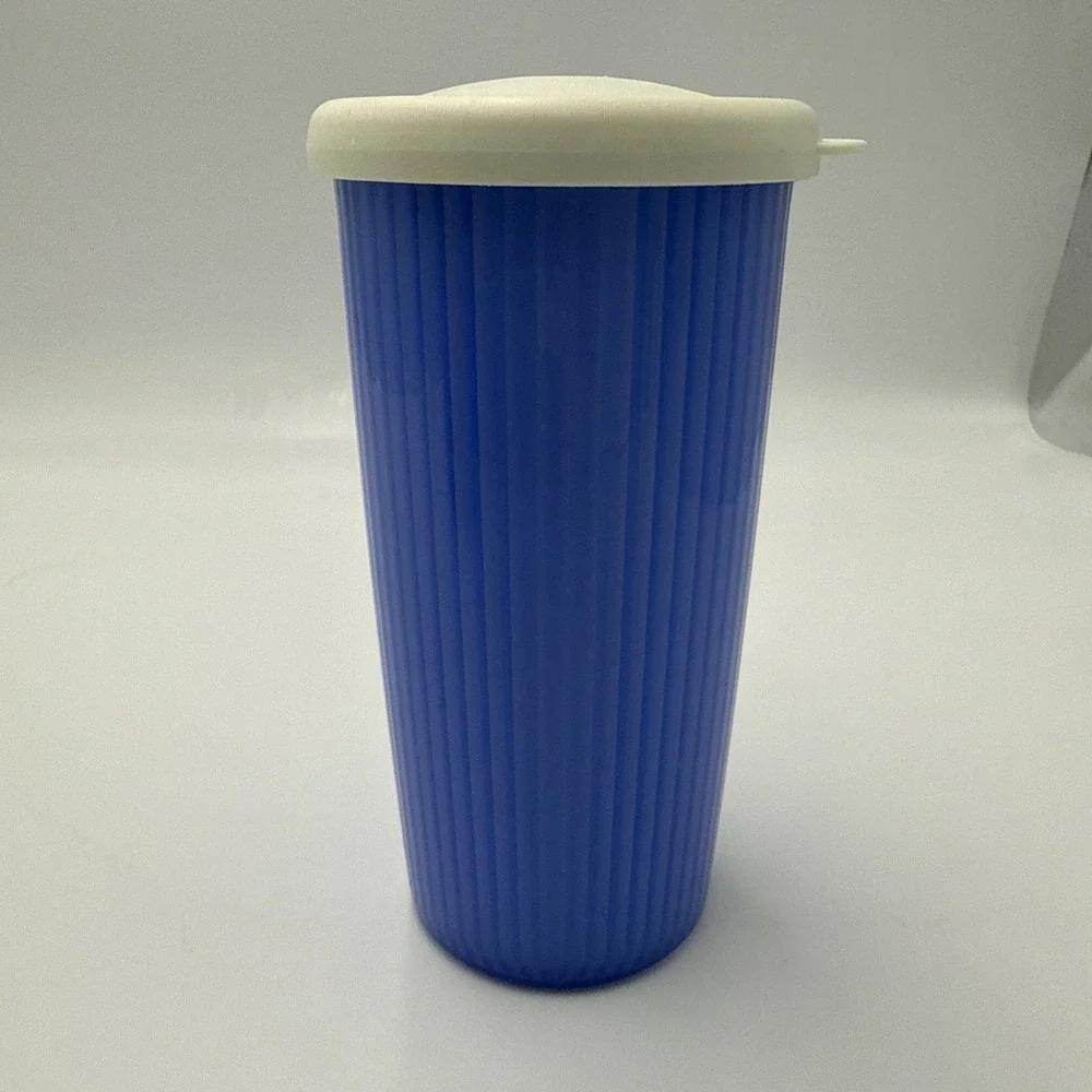 Tupperware 24oz Blue Insulated Tumbler Drink Cup #3329A-3 With Lid-VGC